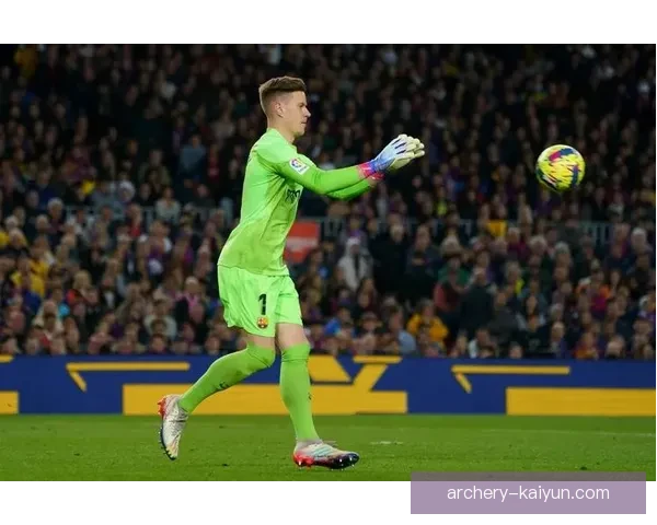 西甲门将排行分析：本赛季最佳门将表现稳健，竞争愈发激烈