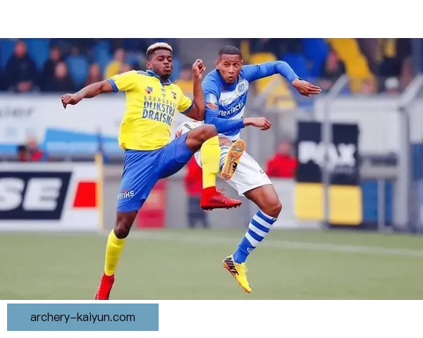 德里赫特在新赛季中的球队贡献持续提升，防线表现稳健值得关注。