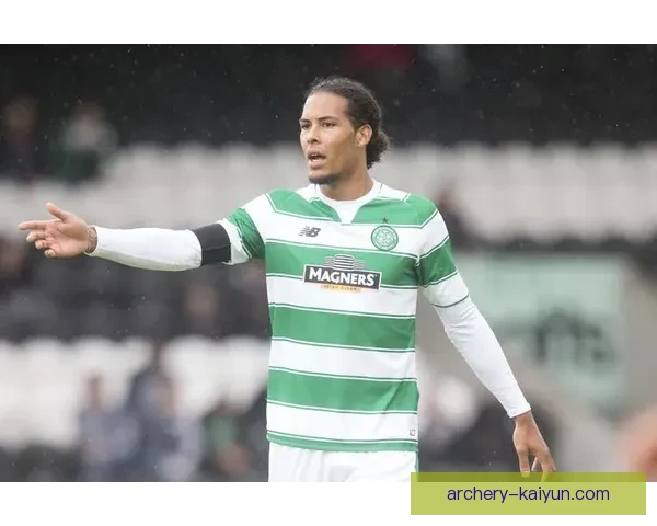 范戴克南安普顿生涯回顾：展现出色防守能力与领导素质